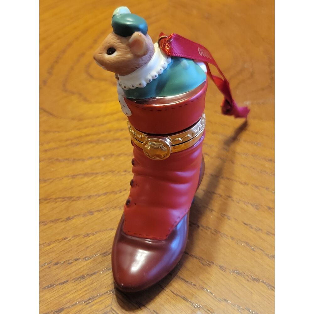 Hallmark Keepsake 2000 Fashion Afoot Hinged Collection Series Christmas Ornament